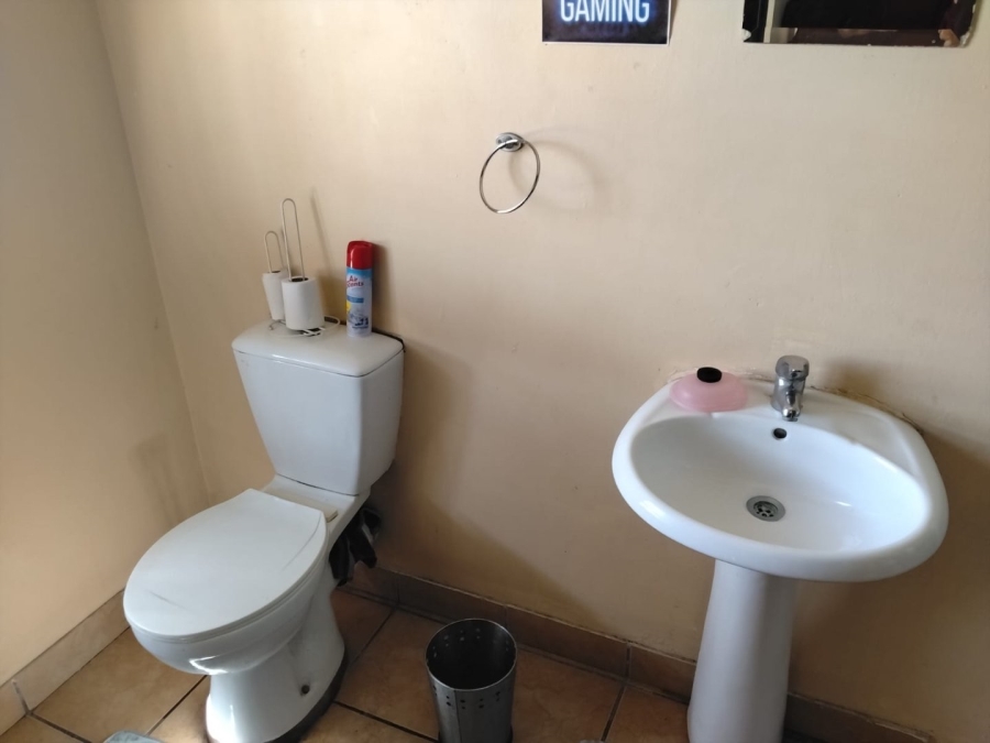 3 Bedroom Property for Sale in Eersterivier South Western Cape